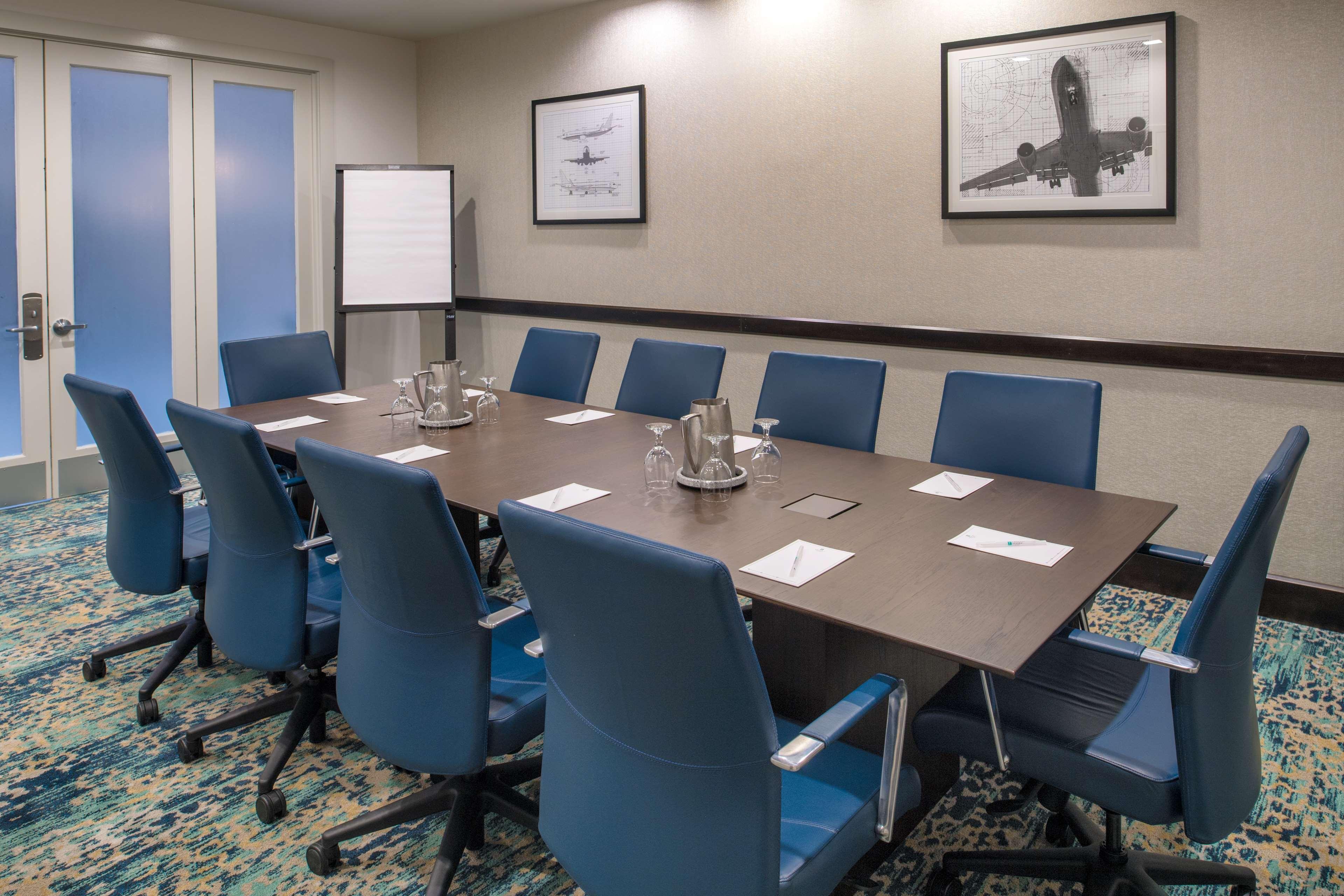 Embassy Suites By Hilton Seattle - Tacoma International Airport Tukwila Ngoại thất bức ảnh