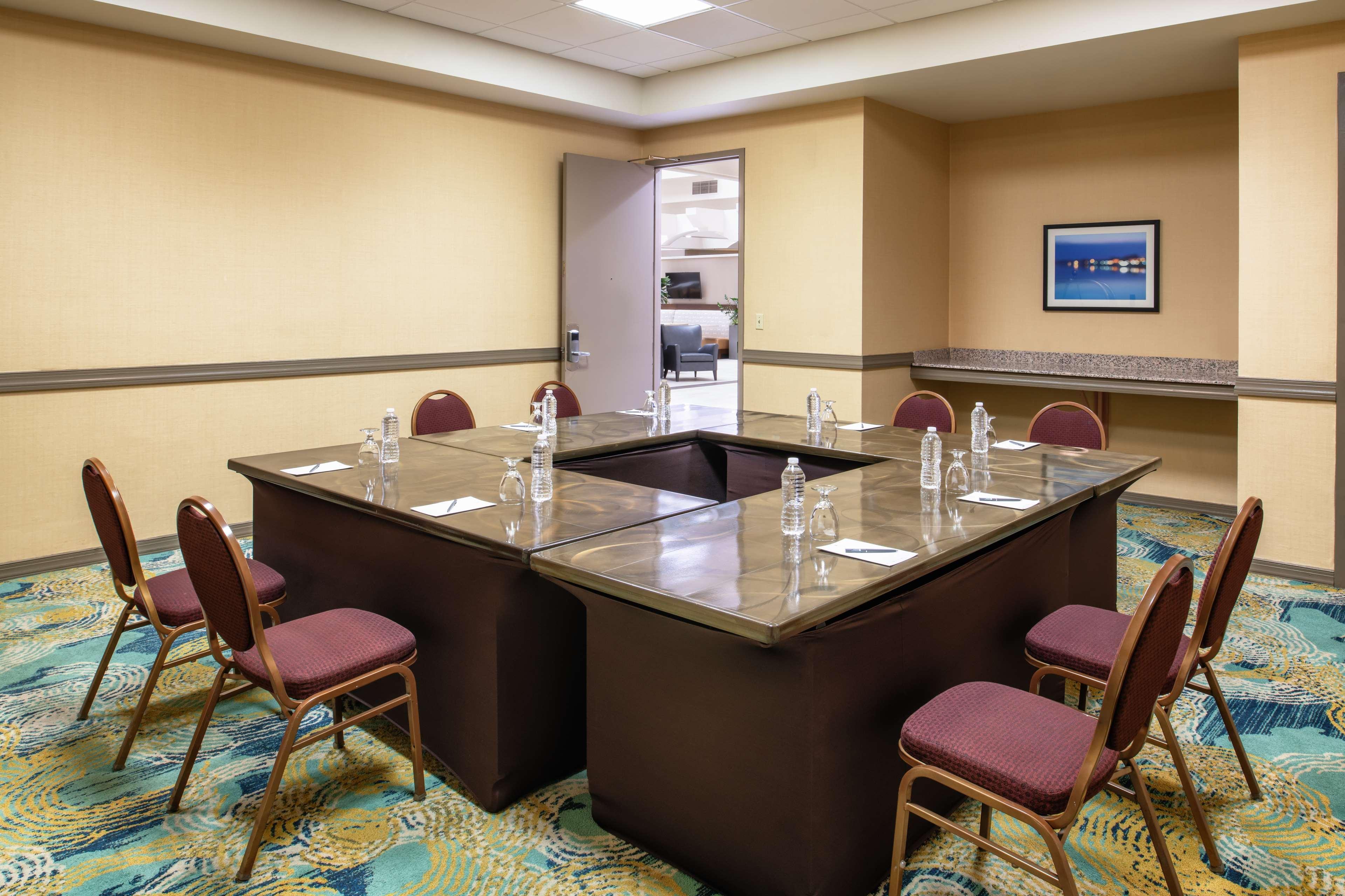 Embassy Suites By Hilton Seattle - Tacoma International Airport Tukwila Ngoại thất bức ảnh