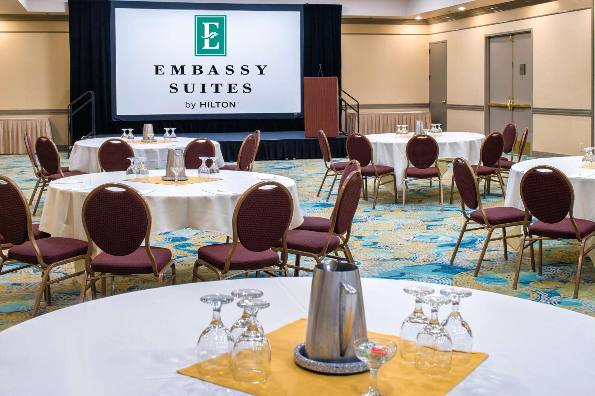 Embassy Suites By Hilton Seattle - Tacoma International Airport Tukwila Ngoại thất bức ảnh
