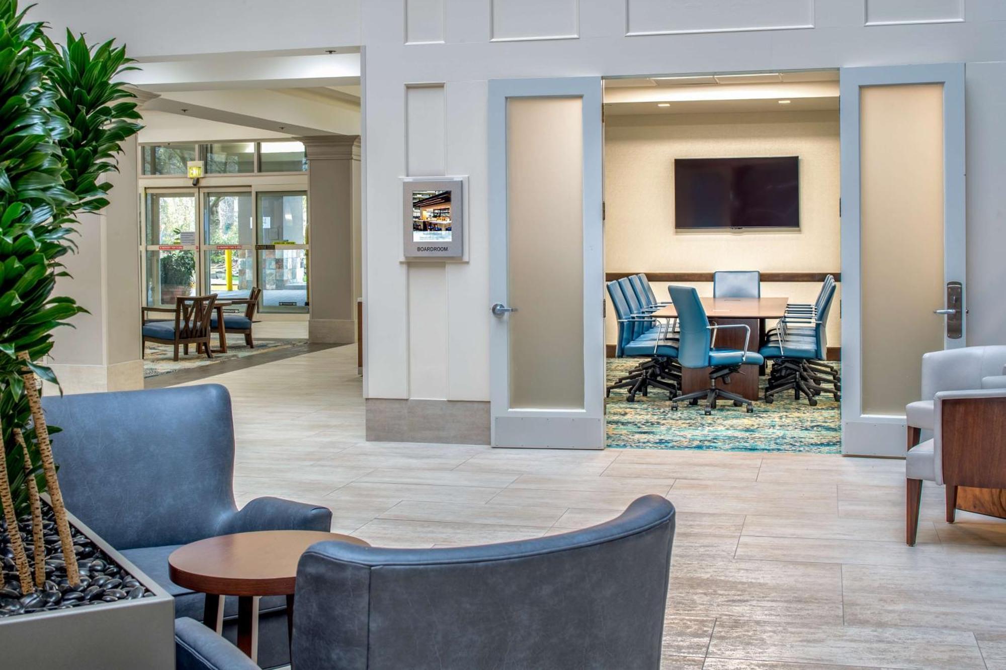 Embassy Suites By Hilton Seattle - Tacoma International Airport Tukwila Ngoại thất bức ảnh