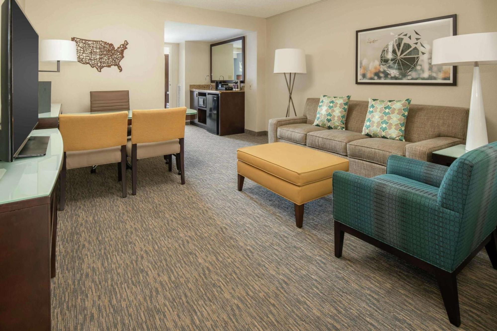Embassy Suites By Hilton Seattle - Tacoma International Airport Tukwila Ngoại thất bức ảnh